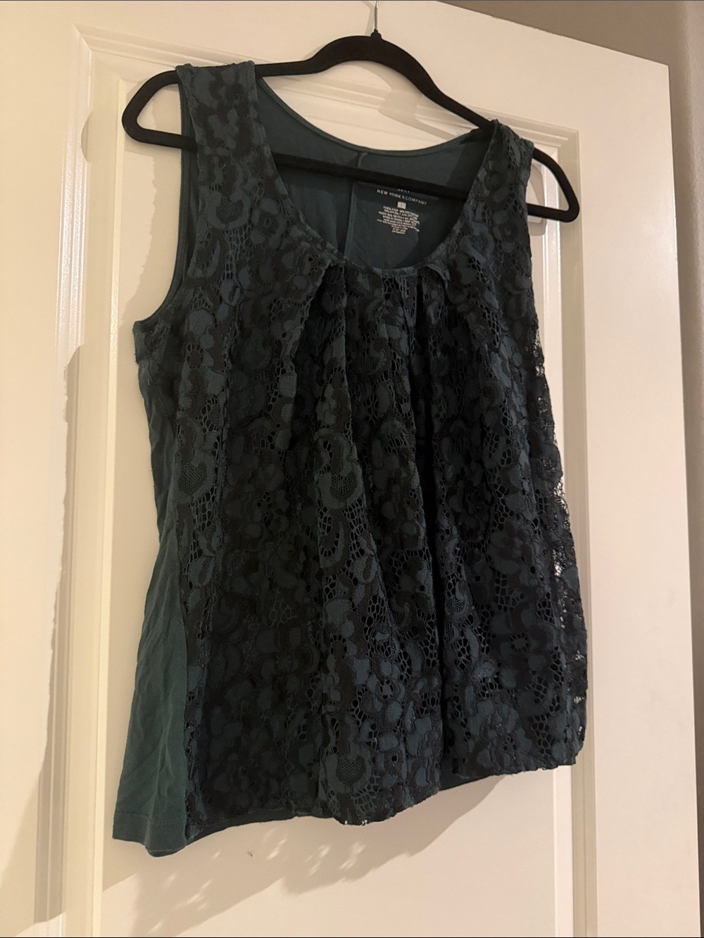 New York & Company Dark Green Lace-Overlay Sleeveless Blouse
